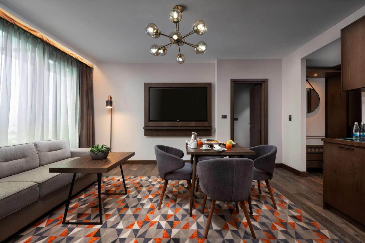 Hyatt Regency Hotel